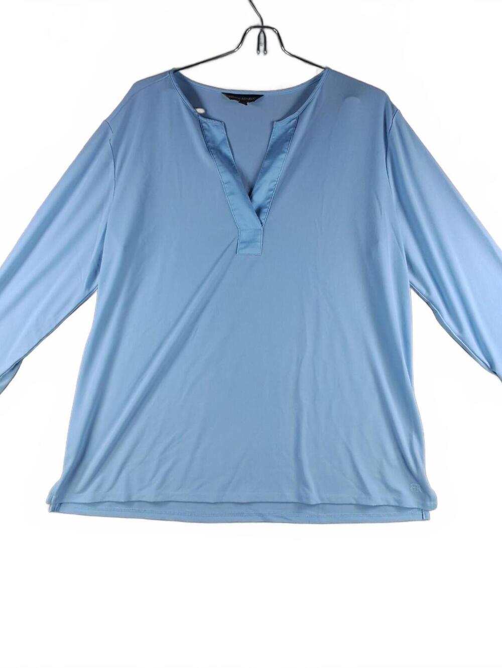 Banana Republic Split Neck Blouse Women's L Light Blue 3/4 Sleeve Stretch